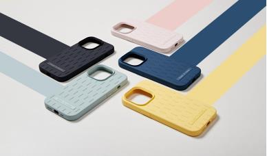 BOUNDLESS phone case picture
