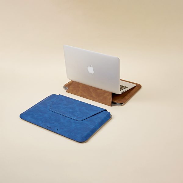 Computer sleeve with invisible stand
