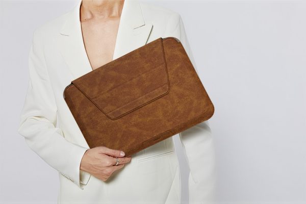 Computer sleeve with invisible stand