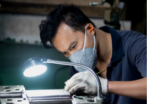 Mold engineer