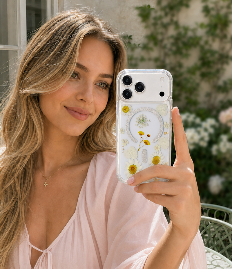 Real flower epoxy phone case lifestyle image