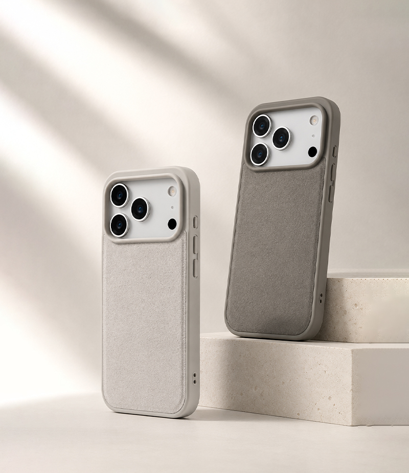 Seaweed fiber magnetic phone case lifestyle display