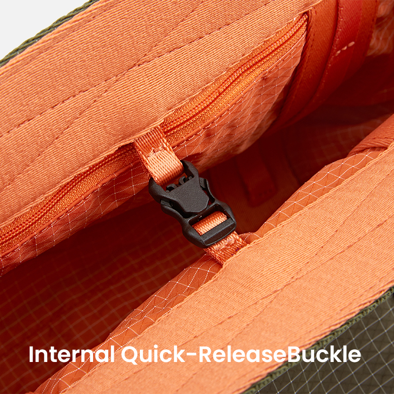 Internal quick-release buckle detail